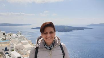 Η Ειρήνη Καρρά από τη Σαντορίνη υποψήφια με τον Γ. Χατζημάρκο