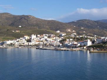 Προσάραξη Ι/Φ σκάφους στην Άνδρο