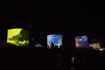 Στο φως του αυγουστιάτικου φεγγαριού