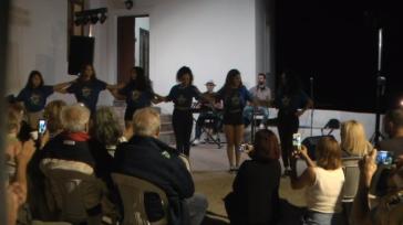 Ρομαντζάδα στην Απάνω Μεριά