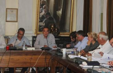 "Δεν θα τους ακολουθήσουμε στον κατήφορο που επέλεξαν"