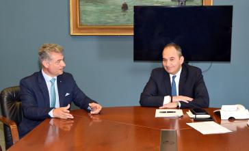 Επίσκεψη Δημάρχου Πάρου στο Υπουργείο Ναυτιλίας για το "Εξπρές Σάμινα"