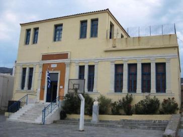 Χορηγία μέρους των μελετών για το Πολιτιστικό Κέντρο Γαυρίου