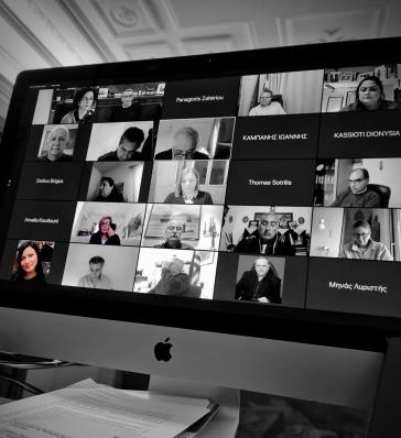 "Τα αποκαλυπτήρια του Μανώλη Γλυνού στο περιφερειακό συμβούλιο"