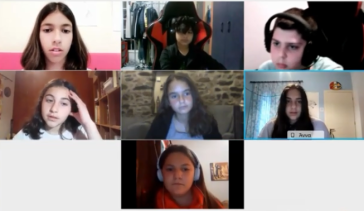 «Φιλίες από απόσταση»