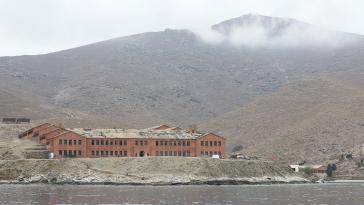 Καταψήφιση του ψηφίσματος για την εγκατάσταση ανεμογεννητριών στη Γυάρο