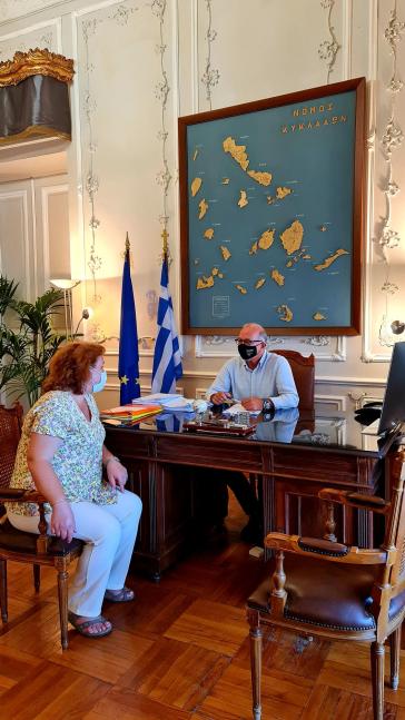 Επίσκεψη της Δημάρχου Κέας στον Αντιπεριφερειάρχη Κυκλάδων