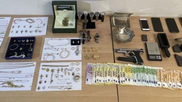 Αττική: Εξαρθρώθηκε σπείρα που έκλεβε ΙΧ και σπίτια