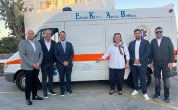 Σαντορίνη: Δωρεά ασθενοφόρου από την Ένωση Ξενοδόχων