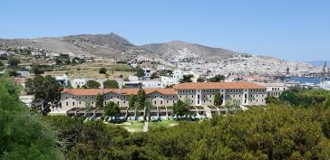 Ένα βήμα πιο κοντά