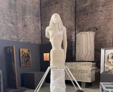 Μήλο της έριδος η Κόρη και το Αρχαιολογικό Μουσείο