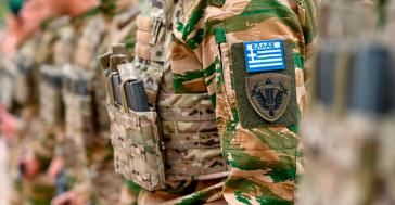 Ένστολοι: Τρεις αυξήσεις στις απολαβές τους το 2025