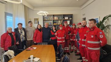 Κλιμάκιο του Ερυθρού Σταυρού στη Σαντορίνη