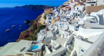 Ένωση Ξενοδόχων Σαντορίνης: Εξώδικα κατά "δυσφημιστικών και ανυπόστατων" δημοσιευμάτων