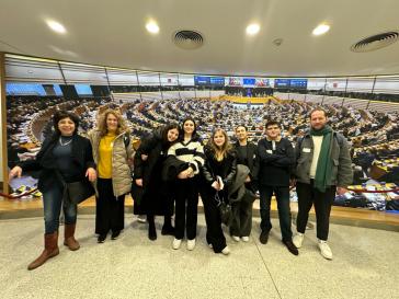 Περιβαλλοντική, κοινωνική εκπαίδευση και ευσυνειδησία