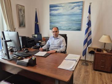 Πάρος: Επιστολή διαμαρτυρίας του δημάρχου για τις πτήσεις του ΕΚΑΒ