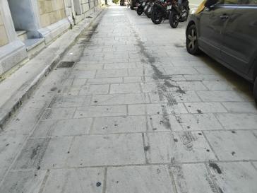 Προκαλεί αλγεινή εντύπωση 