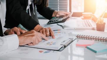 Ανοίγουν οι αιτήσεις για το πρόγραμμα ενίσχυσης της εξωστρέφειας των μικρομεσαίων επιχειρήσεων