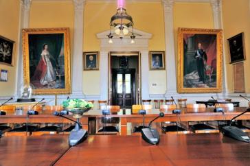 Σύρος: Συνεδριάζει για την παραίτηση του Μάνθου Μανθόπουλου το δημοτικό συμβούλιο