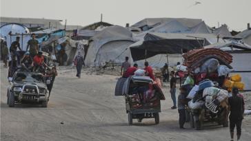 Ξεκίνησε ο ξεριζωμός των κατοίκων στην πόλη της Γάζας