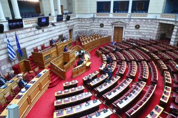 Κατατέθηκε στη Βουλή το νέο εργασιακό νομοσχέδιο