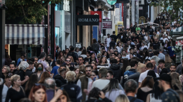 Φορολογικό νομοσχέδιο: Στη Βουλή η μείωση ΕΝΦΙΑ σε μικρούς οικισμούς και ο χαμηλότερος ΦΠΑ στα νησιά