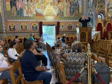 Σε εκκλησία του Βόλου η πρώτη θεία λειτουργία στη νοηματική γλώσσα