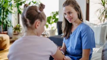 Κυκλάδες: Αναφορά της “Νέας Αριστεράς” για τις ελλείψεις σε σχολικές νοσηλεύτριες και προσωπικό ειδικής αγωγής στη Νάξο