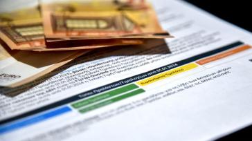 Στα προ κρίσης επίπεδα επιστρέφουν οι τιμές της ηλεκτρικής ενέργειας