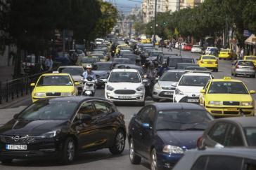 ΑΑΔΕ: 187.000 ειδοποιητήρια σε ιδιοκτήτες οχημάτων για ανασφάλιστα και απλήρωτα τέλη κυκλοφορίας