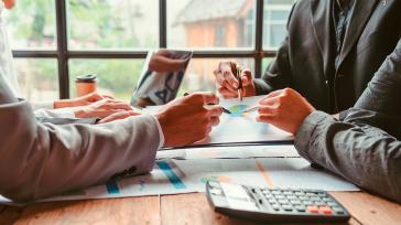 Εξωδικαστικός: Μαζικές οι απορρίψεις ρυθμίσεων οφειλών, στο “τραπέζι” ξανά οι 120 δόσεις