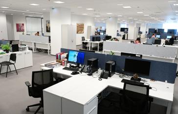 Δημόσιο: Τι ισχύει σήμερα για τις απολύσεις, τι σχεδιάζεται να αλλάξει με τη Συνταγματική Αναθεώρηση