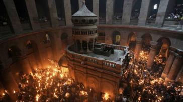 Άγιο Φως: Την Τετάρτη οι αποφάσεις για τη μεταφορά του στην Ελλάδα