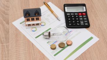 Μειώσεις έως 23% στα τιμολόγια της ΔΕΗ τον Μάρτιο