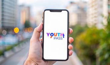 Youth Pass: Ανοίγει την Τετάρτη η πλατφόρμα για τα 150 ευρώ για νέους 18 και 19 ετών