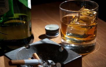 Σε εφαρμογή από τις 16 Απριλίου ο νέος ψηφιακός έλεγχος για επιχειρήσεις πώλησης ποτών και καπνού