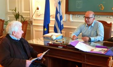 Συνάντηση Αντιπεριφερειάρχη με τον Πρόεδρο του Συνδέσμου Ελλήνων Καθολικών Σύρου