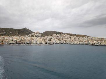 Πρωτοβουλία λύσης μετά από ολιγωρία της πολιτείας