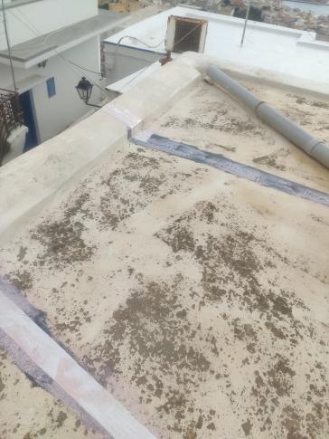 Εργασίες στεγανοποίησης και υγρομόνωσης δώματος πρ. Δημαρχείου Άνω Σύρου