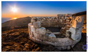 Αναγεννήθηκε από τα ερείπιά του