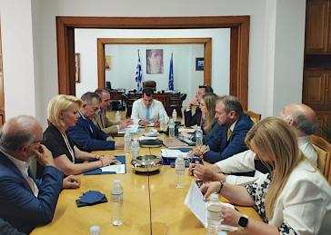 Ενίσχυση του Νοσοκομείου Σύρου εντός καλοκαιριού 