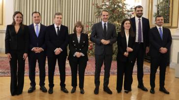 Ορκίστηκαν οι νέοι υπουργοί και υφυπουργοί