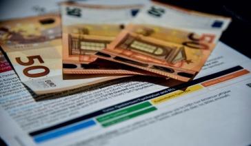 Ρεύμα: Χρεώσεις ακόμη και κάτω από 11 λεπτά την κιλοβατώρα ετοιμάζουν οι πάροχοι για τα σταθερά συμβόλαια