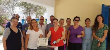 Το Γυμνάσιο Νάουσας Πάρου απέκτησε αυτόματο εξωτερικό απινιδωτή