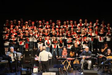 Η Χριστουγεννιάτικη συναυλία της «Παιδικής - Νεανικής Χορωδίας της Ορχήστρας των Κυκλάδων»
