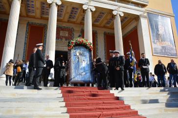 Η Σύρος τίμησε τον πολιούχο της