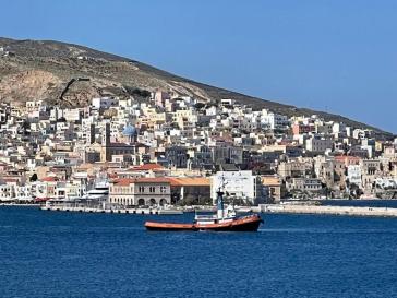 Ανασύρθηκε πτώμα από το λιμάνι της Ερμούπολης