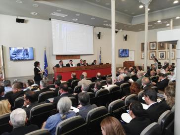 Ζωντανή μετάδοση της σύσκεψης για το ακτοπλοϊκό στη Σύρο 