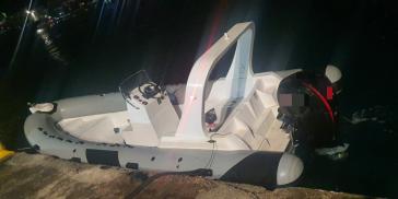 Πάτμος: Διασώθηκαν 16 μετανάστες, συνελήφθη ο διακινητής τους - Δείτε φωτογραφίες