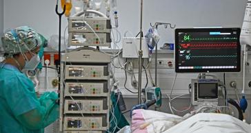 Τέλος οι ΜΕΘ Covid - Οι ασθενείς με κορωνοϊό θα νοσηλεύονται μαζί με τους υπόλοιπους